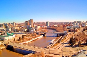 Río Om, Yubileiny y Puente Komsomolsky. cámaras web en omsk