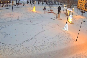 Monumento a Lenin en el Palacio de Cultura Rechniki. Webcams de Ust-Kut