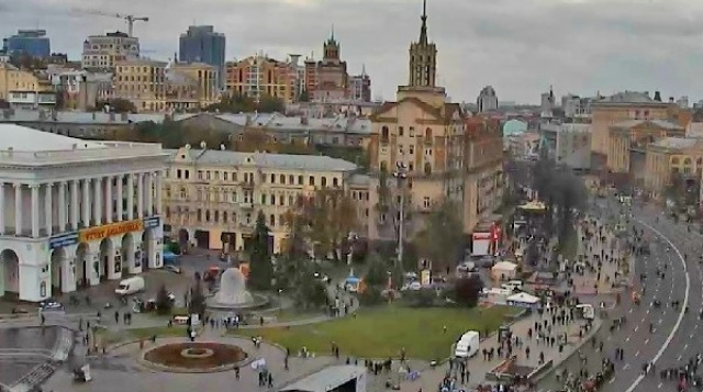 Maidan nezalezhnosti es la plaza central de kiev cámara web en línea