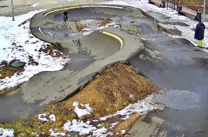 Parque Lyamina. Parque de patinaje. Ángulo 1. Webcams de Yakhroma en línea
