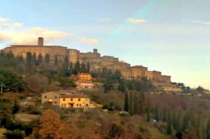 Monte Santa María Tiberina. Cámaras web Perugia