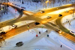 Cruce de Ostrovsky y Cosmonauts Boulevard. Cámaras web Salavat