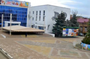 Palacio de la cultura de la ciudad. Webcam de Yeysk en línea