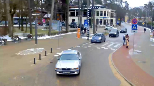 Webcam en línea de la calle Turaidas Jurmala