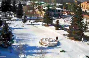 Plaza de las flores. Webcam de Tsaghkadzor en línea