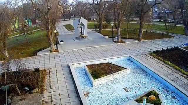 Museo de los Héroes de Chernobyl - "Star Wormwood". Vista del monumento y parque