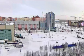 Administración. Bandera. Webcams de Nuevo Urengoy